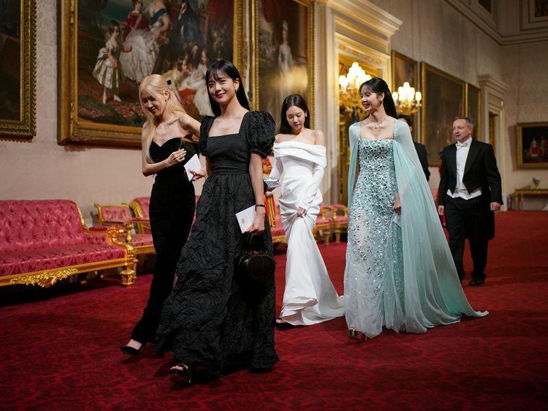 Members of South Korean girl band Blackpink attend the State Banquet during the South Korean President state visit, at Buckingham Palace in London, Britain November 21, 2023. Yui Mok/Pool via REUTERS
