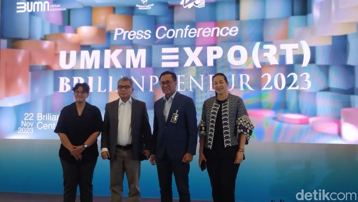 Pelaku Usaha Mikro Kecil dan Menengah (UMKM) menjadi salah satu peranan penting dalam membangun perekonomian Indonesia. Untuk itu, PT BRI terus mendukung pengembangan bisnis para pelaku UMKM tembus ke pasar global.