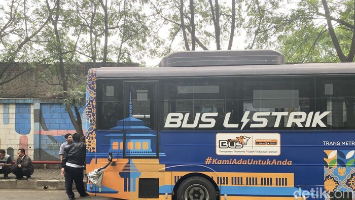Bus listrik TMP Koridor 4 sebagai salah satu transportasi umum Kota Bandung