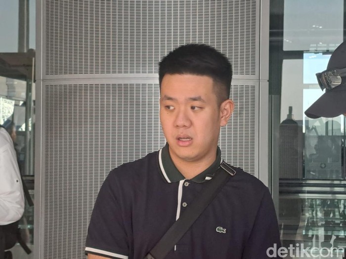 Christoper Steffanus Budianto alias Steven tersangka penipuan terhadap Jessica Iskandar ditangkap di Bangkok, Thailand.