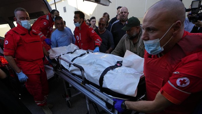 Dua Jurnalis Tewas Akibat Serangan Roket Israel di Lebanon Dua orang jurnalis tewas akibat serangan roket Israel di dekat perbatasan Lebanon dengan Israel, Selasa (21/11/2023). Dua jurnalis itu adalah Farah Omar dan Rabih al-Maamari.