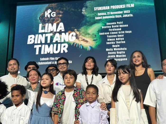 film lima bintang timur
