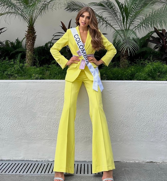 Camila saat ini sedang menyelesaikan studi di Universitas Sergio Arboleda di Bogota bidang komunikasi sosial dan jurnalistik. Foto: Instagram/@camiavellam