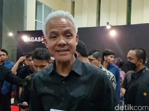 Ganjar Minta Anak Muda Tak Risih Politik, Contohkan Xi Jinping dan Obama