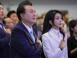 Foto Ibu Negara Korsel Glowing di Usia 51, Pakar Ungkap Rahasia Awet Mudanya