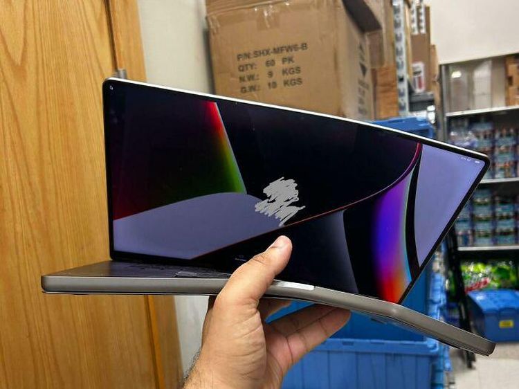 Deretan Foto yang Bikin Tim IT Kantor Menjerit
