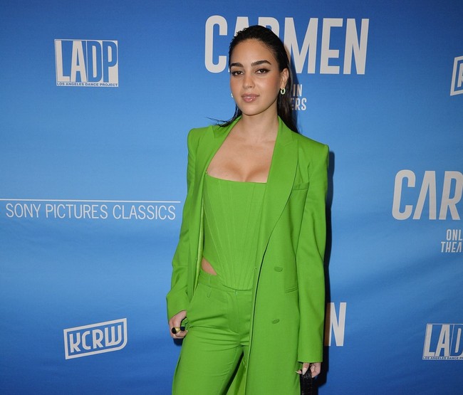 Melissa Barrera sudah menikah dengan artis musikal bernama Paco Zazueta. Keduanya meresmikan hubungan mereka pada 2017 setelah delapan tahun berpacaran. Foto: Dok. AFP