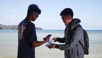 Pria asal Bulukumba itu menjalani aktivitasnya dengan membawa semangat bekerja tulus dari hati