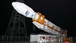 Momen Korea Utara Luncurkan Satelit Mata-mata ke Orbit