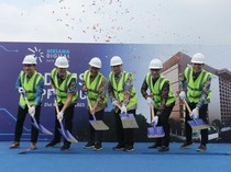 Momen Topping Off Infrastruktur Pusat Data di Jakarta