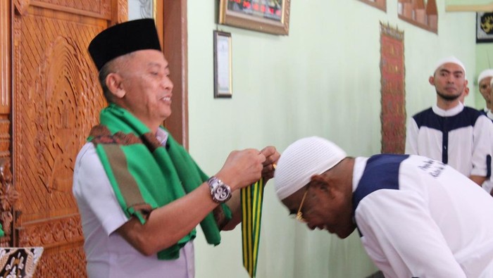 Napi Rutan Bandung saat menjalani wisuda usai belajar di pesantren