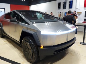 Pamor Mobil Listrik di Amerika Merosot, Produsen Lirik Hybrid dan Gas Demi Tekan Emisi