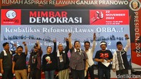 Salah satu tuntutan Reformasi 25 tahun lalu tersebut yakni menolak praktik korupsi kolusi dan nepotisme (KKN).  