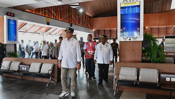 Presiden Joko Widodo akan meresmikan 2 bandara di Papua, Kamis (23/11/2023)