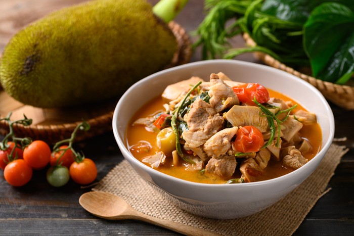 5 Protein Pengganti Ayam yang Cocok untuk Vegetarian