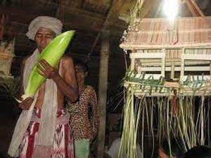 Uniknya Besale, Ritual Pengobatan Suku Anak Dalam di Jambi