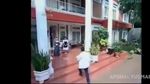 Deretan Foto Rumah Merah yang Populer Jadi Tempat Syuting Sinetron Azab