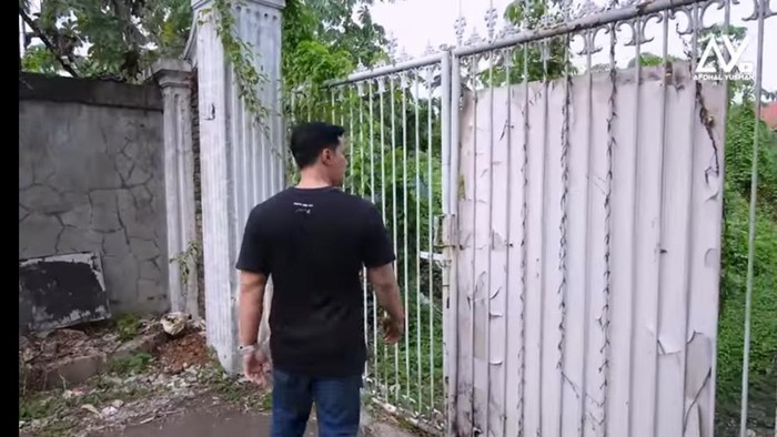 Rumah merah/Tangkapan layar via YouTube Afdhal Yusman