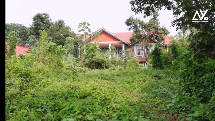 Rumah merah/Tangkapan layar via YouTube Afdhal Yusman