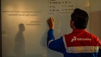 Selain itu, Pertamina EP Subang Field juga menghasilkan kondensat, yaitu residu dari gas alam yang dimurnikan menjadi cair serta digunakan sebagai pelarut industri cat, farmasi dan lem yang dijual ke konsumen kondensat melalui PT Pertamina Patra Niaga.