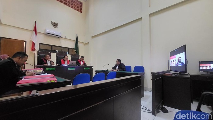 Suasana sidang vonis gurandil Sukabumi