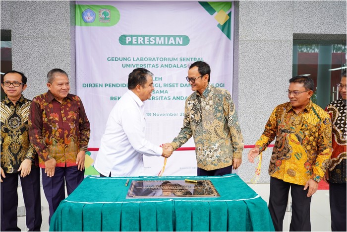 Unand meresmikan laboratorium sentral senilai Rp 209 miiar