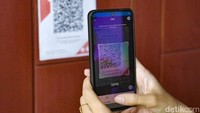 Untuk urusan pembayaran tak perlu khawatir, karena homestay yang ada di Desa Palaes sudah melayani pembayaran menggunakan QRIS. 
