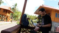 Berbagai homestay juga tersedia untuk penginapan wisatawan.  