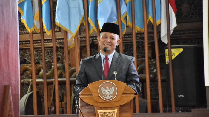 Bupati Kebumen Arif Sugiyanto