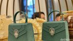 Di Sini Kamu Bisa Ngeteh Cantik, Ada Kue Berbentuk Tas Mungil Bulgari Serpenti