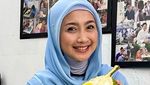 Desy Ratnasari Dijodohkan, Ini Momennya Makan Puding hingga Durian