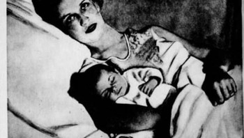 Pada tahun 1935, di kota Gulf, NC, Alton Jourdan yang sedang hamil jatuh ke dalam sumur dan melahirkan bayi laki-laki sehat bernama Frank. Bayi tersebut tetap berada di bawah air selama 45 menit tanpa bernapas sampai keduanya diselamatkan. Anak itu hidup. Foto: Boredpanda
