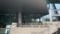 Kini, NUS Business School memiliki beberapa beasiswa yang tersedia. Ada ASEAN Undergraduates Scholarship (AUS), LPDP Indonesia, NUS MBA ASEAN Scholarship, NUS BAC Global Scholarship, Dr Goh Kweng Swee Scholarship, dan lain-lain. Info selengkapnya bisa cek di bschool.nus.edu.sg. Foto: Fahri Zulfikar/detikEdu