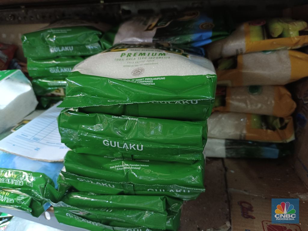 Harga gula pasir di DKI Jakarta terpantau naik. (CNBC Indonesia/Martya Sari)