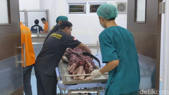 Jenazah siswa di Tulungagung yang meninggal usai latihan silat.
