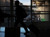 Visa AS Makin Mahal, Turis Harus Bayar Uang Jaminan Rp 4 Juta