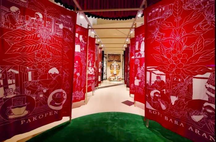 Kala Budaya Kopi Indonesia dipamerkan ke Doha Kemendikbudristek terus mempererat hubungan Budaya dengan Hub Dunia. Salah satunya yakni mengeksplorasi sejarah kopi dari Indonesia hingga Qatar. Ini hasilnya.