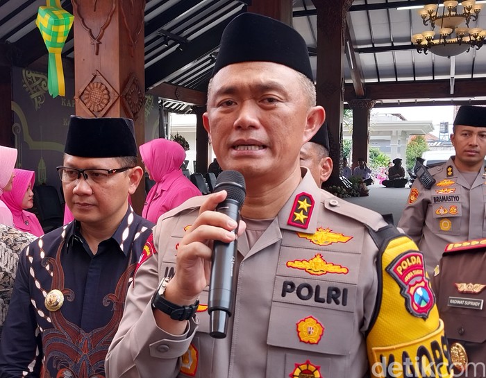 Kapolda Jawa Timur Irjen Pol Imam Sugianto di kota batu