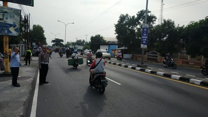 Petugas olah TKP di lokasi kejadian, Kamis (23/11/2023).