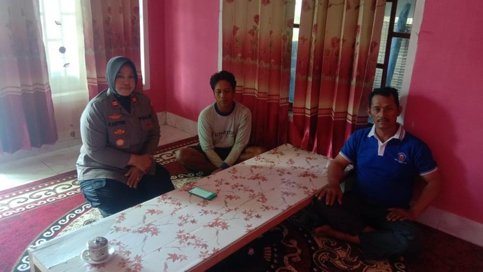 Keluarga Fitriani di Sulteng