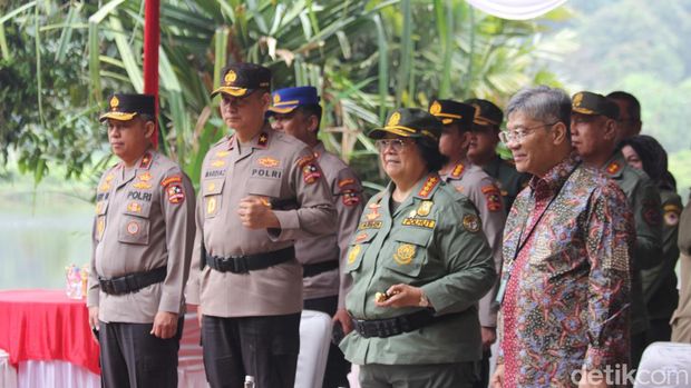 Menteri LHK menutup Diklat Pembentukan Polhut Tahun 2023 di Setukpa Polri.