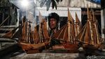 Miniatur Kapal Pinisi Tanah Beru yang Mendunia