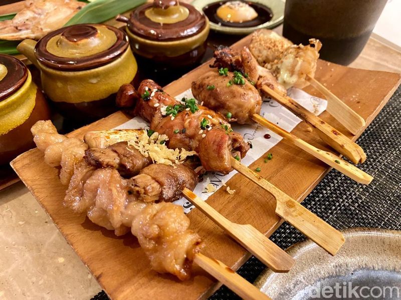 Nikmati Sashimi hingga Koji Striploin Bergaya Izakaya Sepuasnya di Resto Ini