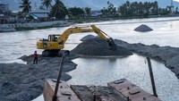 Normalisasi sungai yang membelah Kota Palu itu untuk mencegah terjadinya abrasi. 