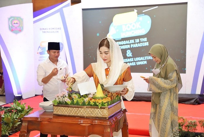 Novita Hardini Novita Hardini