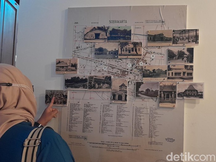 Pameran Solo dalam Bingkai Kartu Pos di Museum Radya Pustaka, Rabu (22/11/2022).