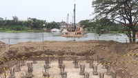Pembangunan jembatan ini menelan anggaran senilai Rp 25 miliar.  