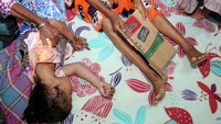 Bencana itu menyebabkan satu warga di Aceh Tenggara meninggal dunia akibat terseret arus dan empat orang terluka. 