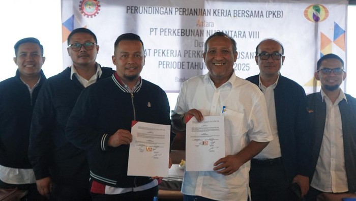 PTPN VIII dan Serikat Pekerja telah melaksanakan penandatangan Perjanjian Kerja Bersama (PKB).