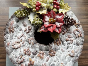 Resep Chocolate Fruitcake, Cake Natal Spesial yang Legit Enak